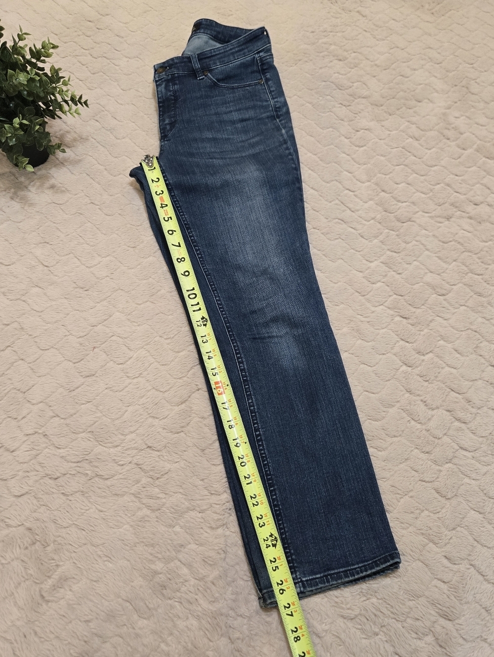 Talbots Petites Flawless Five Pocket Straight Curvy Jeans, Size 6P - Picture 6 of 7